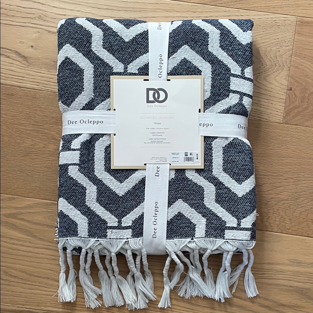 Dee Ocleppo Geometric Throw Blanket, NWT